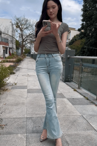 C077 牛仔女孩