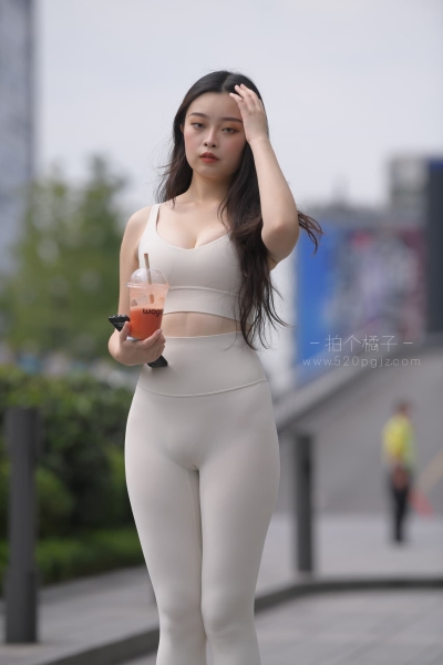 M317 裸色瑜伽裤美女-晴瑶