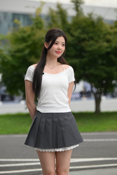 J1139 学院风甜妹-春晓